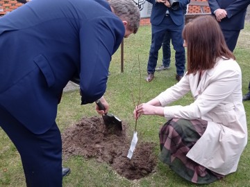 Uroczysta inauguracja projektu ZPKWŁ pn. Zazieleniamy łódzkie w ramach inicjatywy Województwo Łódzkie ogrodem Polski 2022, 